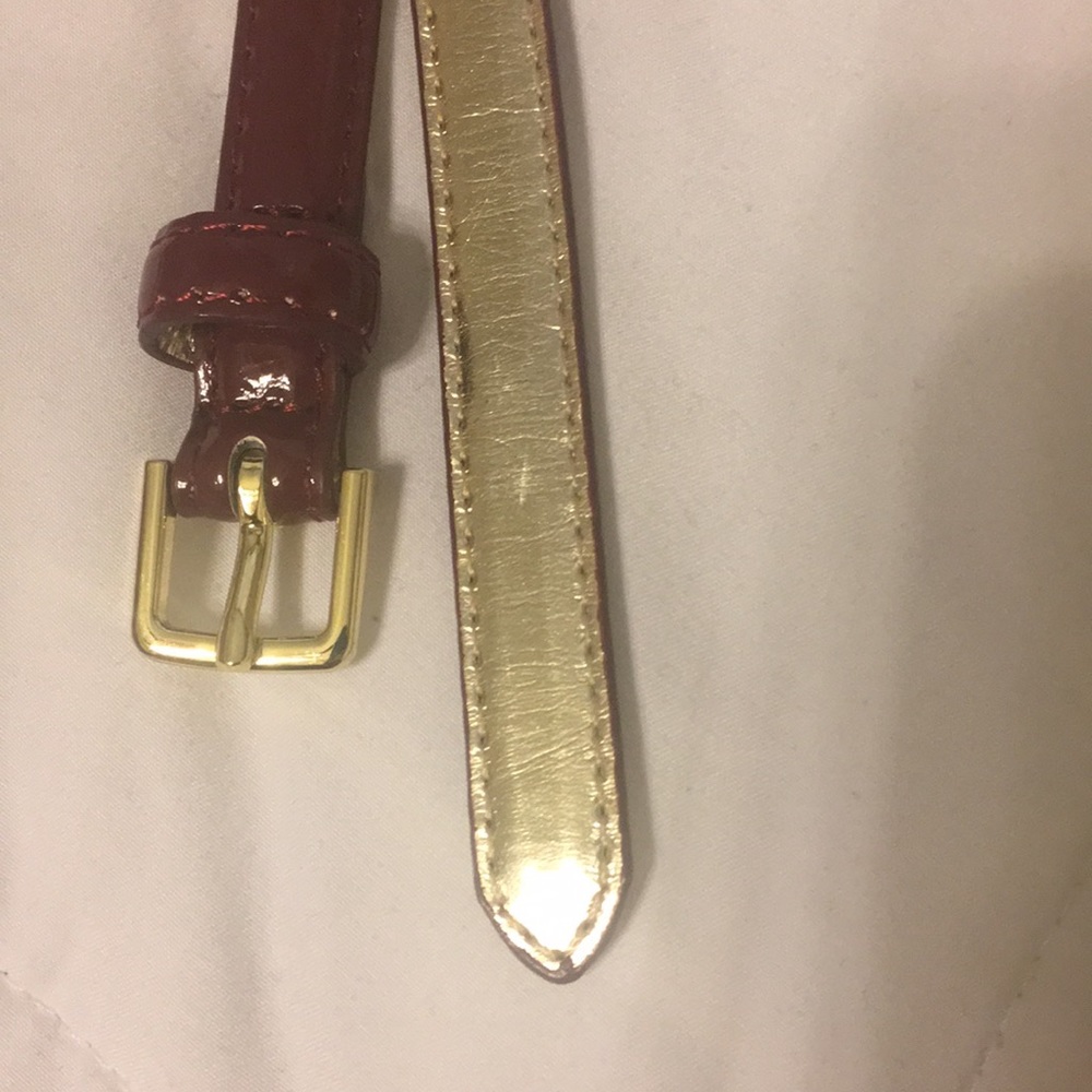 Maroon thin belt